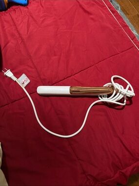 White and Rose Gold Ceramic Flat Iron Hair Straightener